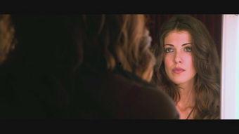 僵尸脱衣舞娘,脱衣舞娘的惊悚诱惑  第2张